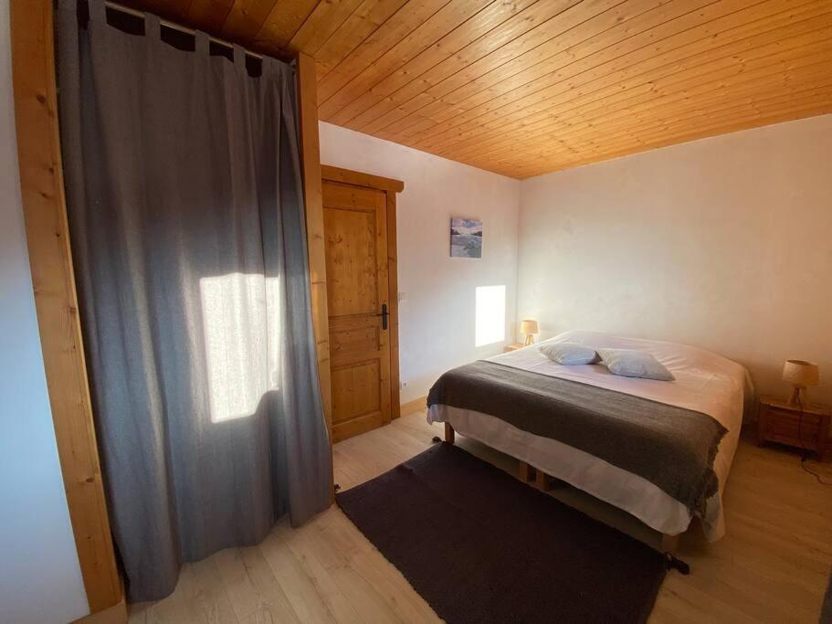 Appartement A Queige Kültér fotó